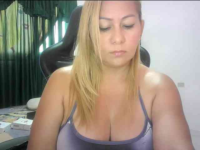 Mariana0x webcam
