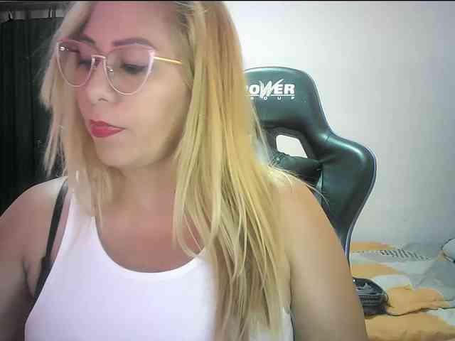 Mariana0x webcam