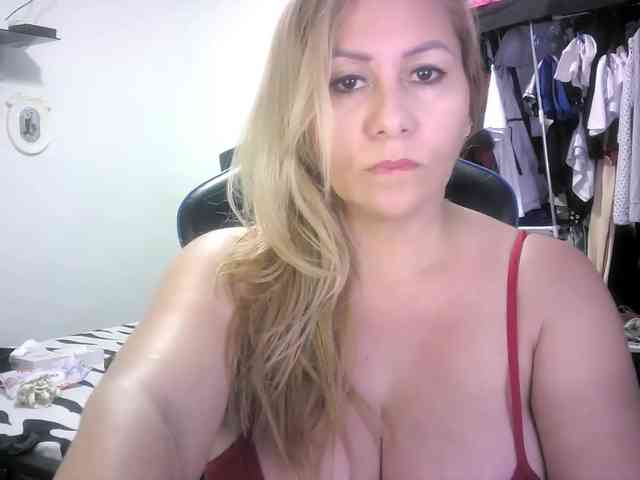 Mariana0x webcam