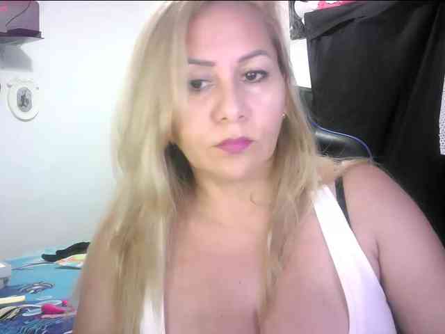 Mariana0x webcam