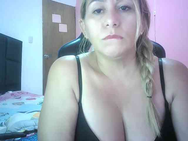 Mariana0x webcam