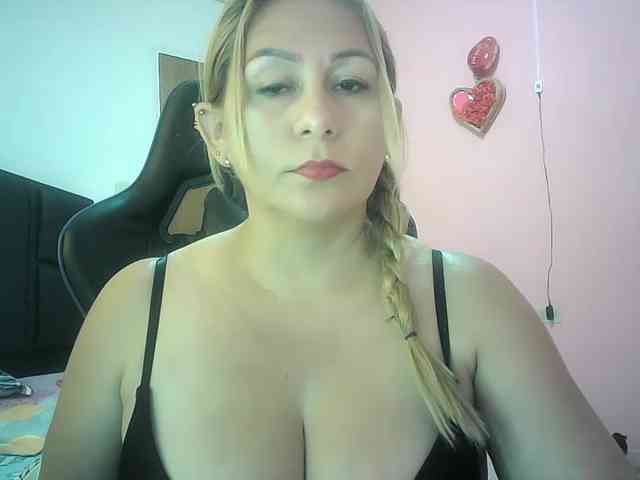 Mariana0x webcam