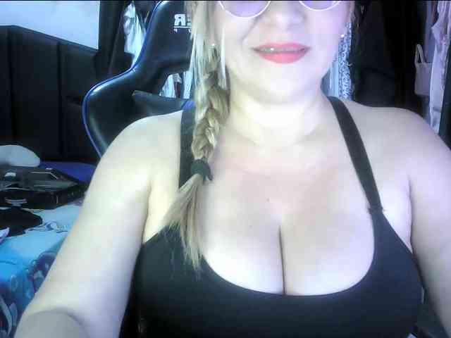 Mariana0x webcam
