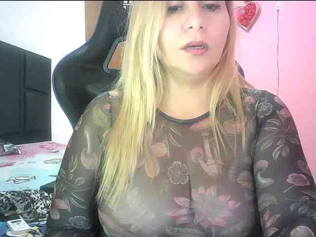 Mariana0x webcam