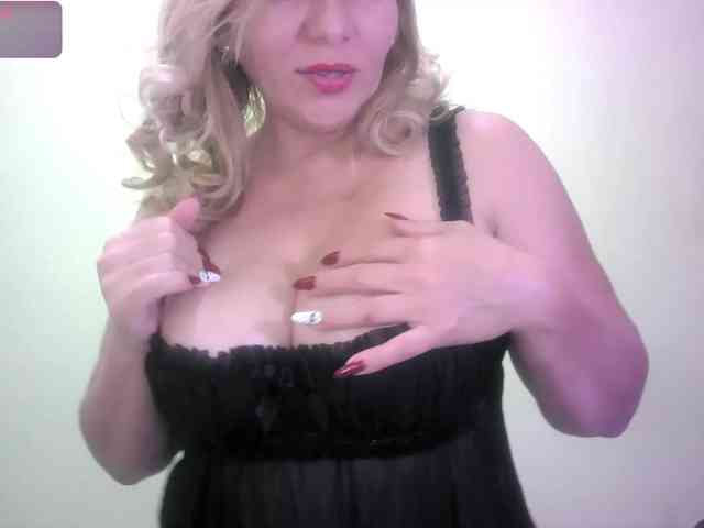 Mariana0x webcam