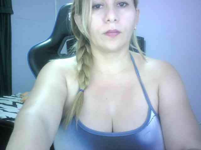 Mariana0x webcam