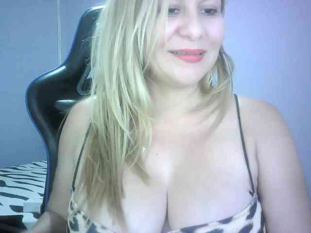 Mariana0x webcam