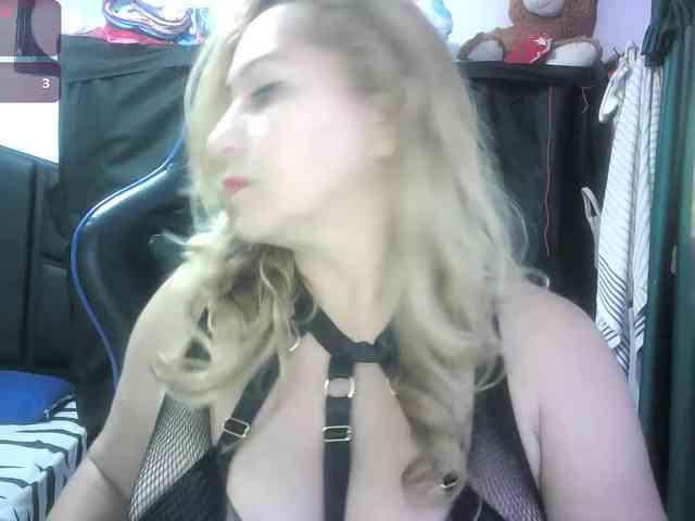 Mariana0x webcam