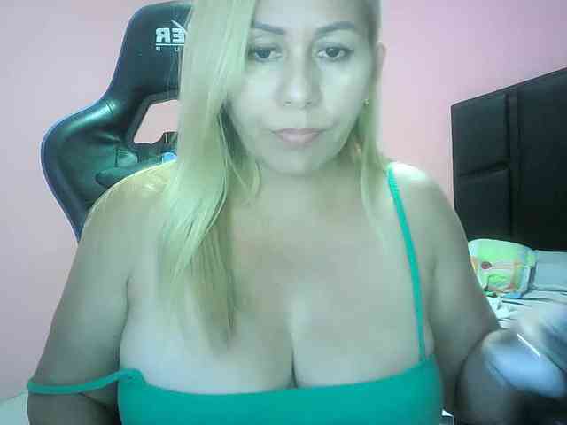 Mariana0x webcam
