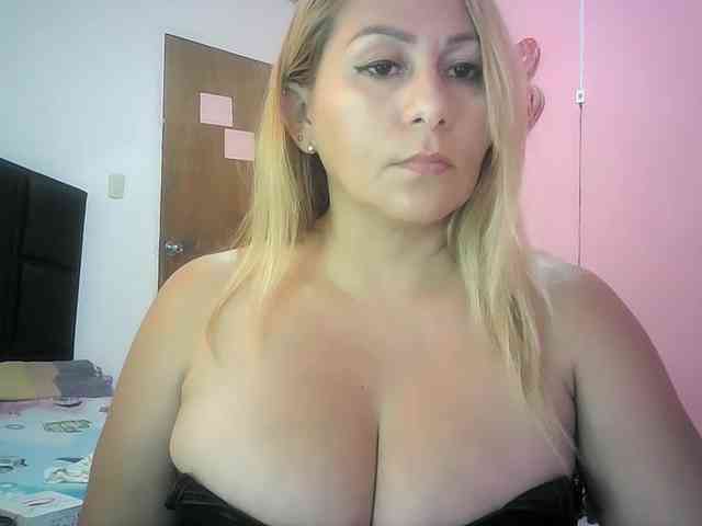 Mariana0x webcam