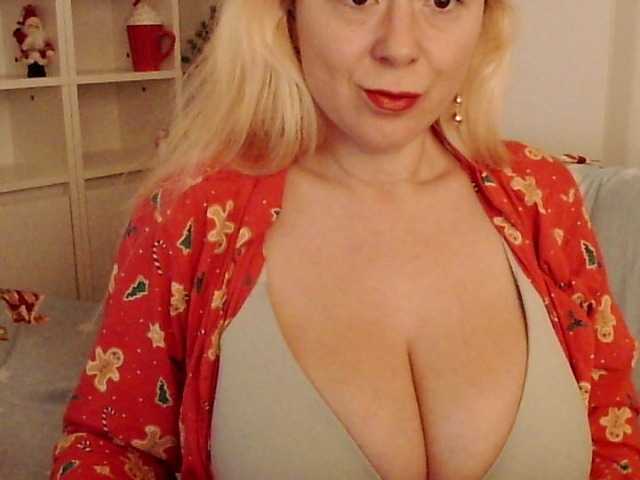 carolynesyera's Thumb Image