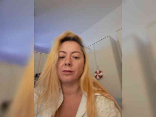 carolynesyera webcam