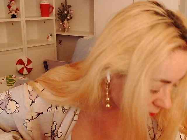 carolynesyera webcam