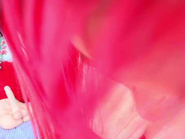 CloeeLovee's BongaCams show and profile