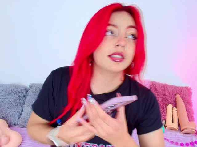 CloeeLovee Live Webcam on BongaCams