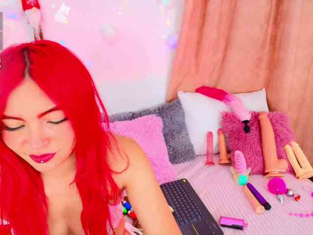 CloeeLovee webcam