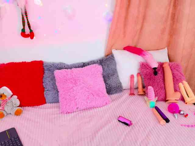 CloeeLovee CloeeLovee