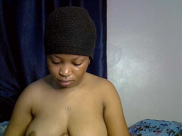 Nastymee webcam bongacams model stream image