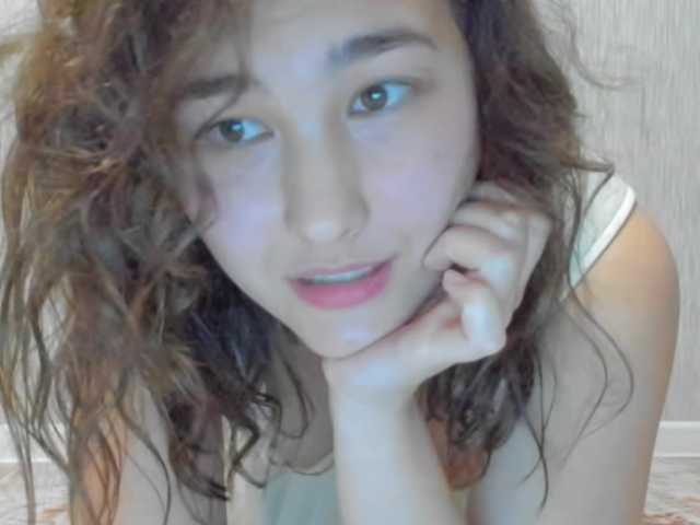 Aphrovea's BongaCams show and profile