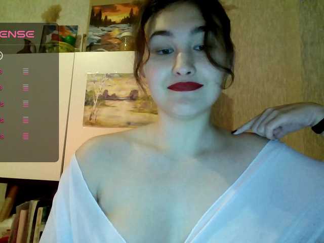 Aphrovea's BongaCams show and profile