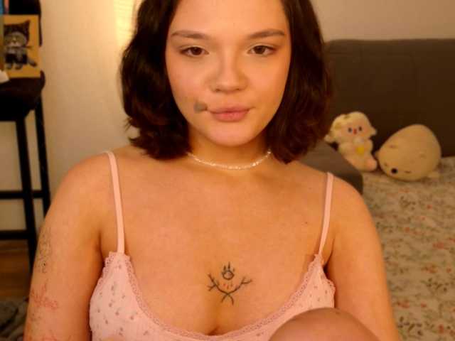 bb-Lisa's BongaCams show and profile