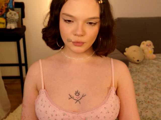 bb-Lisa's BongaCams show and profile