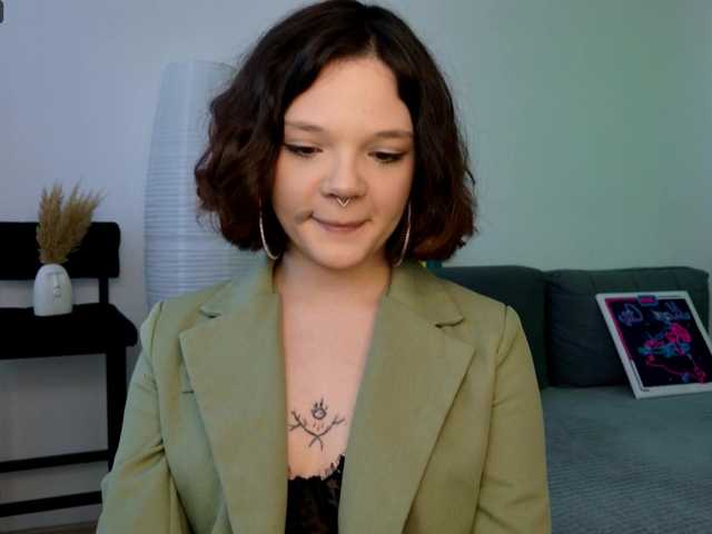 bb-Lisa's BongaCams show and profile