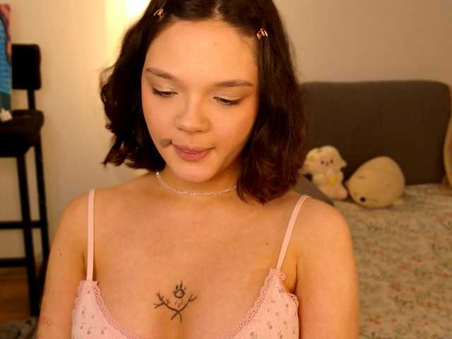 bb-Lisa's BongaCams show and profile