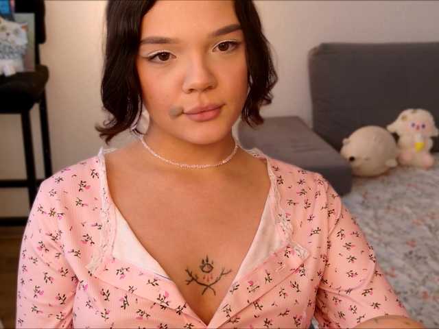 bb-Lisa's BongaCams show and profile