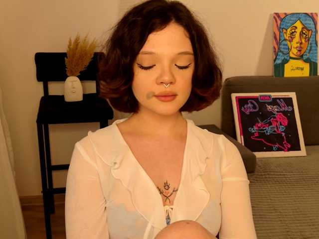 bb-Lisa's BongaCams show and profile