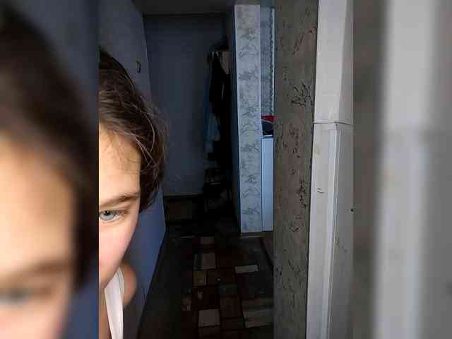 Janet-Alvena webcam