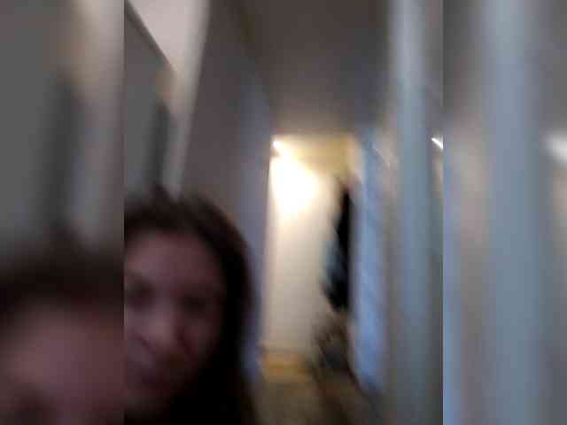 Janet-Alvena webcam
