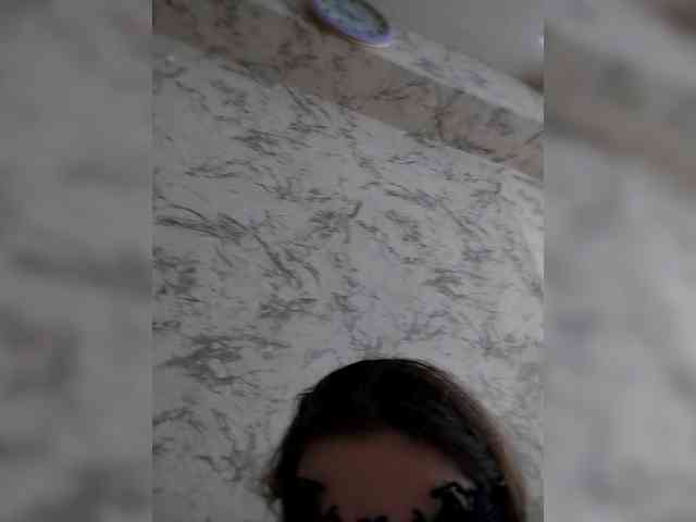 Janet-Alvena webcam