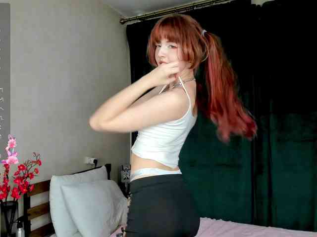 TeenEmi webcam