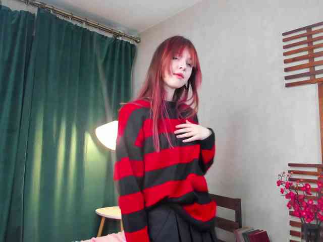 TeenEmi webcam