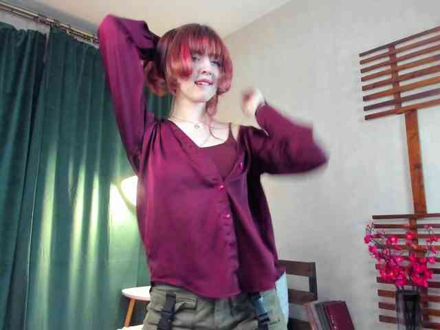 TeenEmi webcam