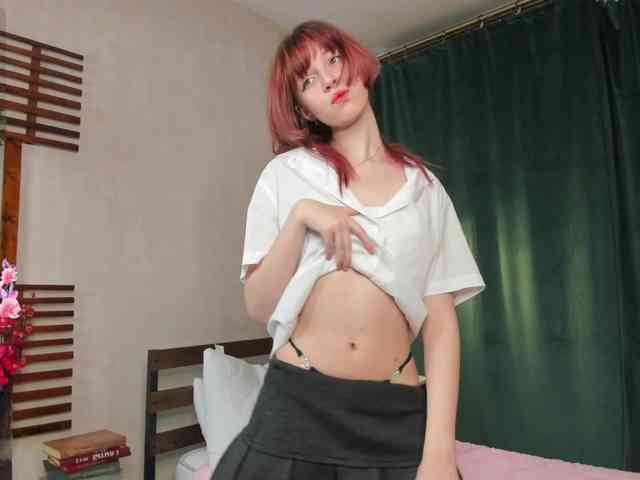 TeenEmi webcam