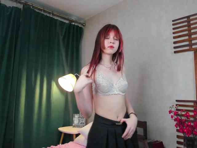 TeenEmi webcam