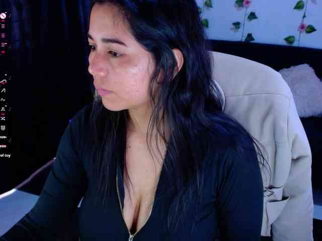 HannaAGT webcam