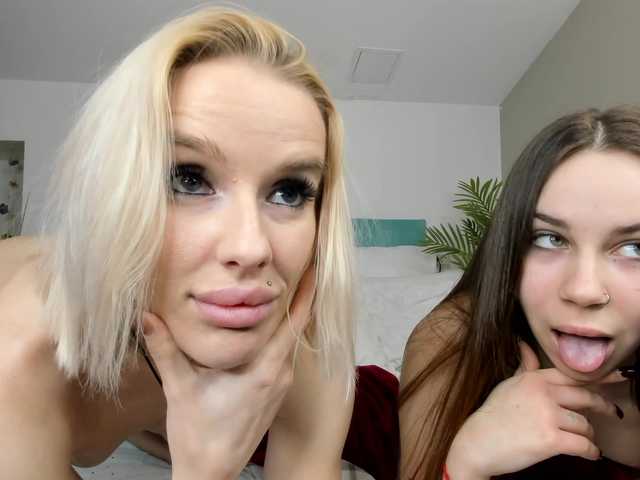 Little-sin-'s BongaCams show and profile