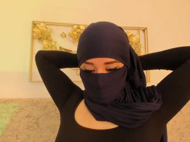 malakk's BongaCams show and profile