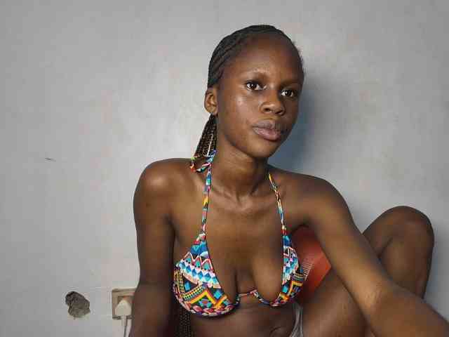 Mandymia Live Webcam on BongaCams