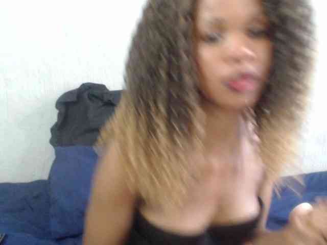 BadKittyLily webcam