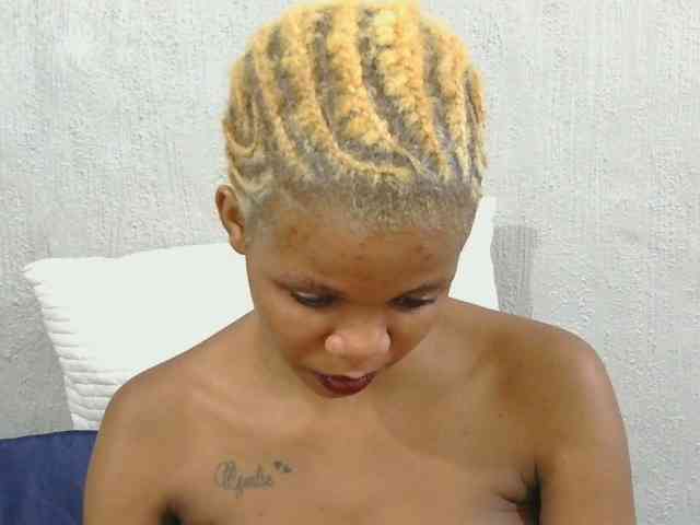 BadKittyLily BadKittyLily