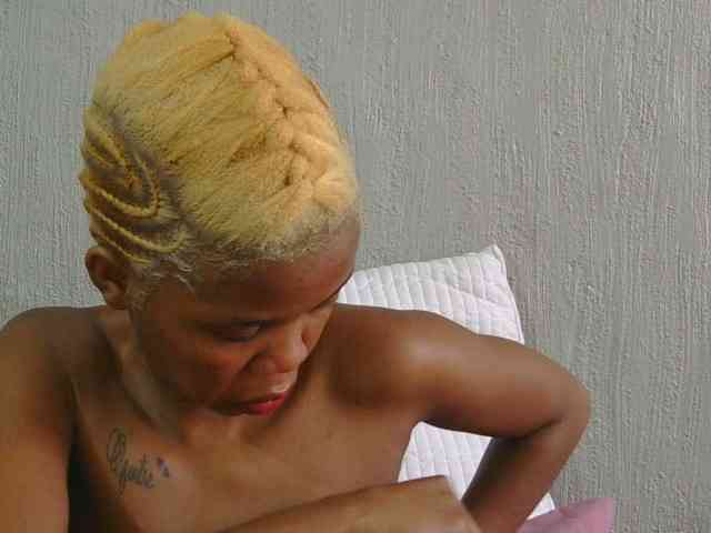 BadKittyLily BadKittyLily