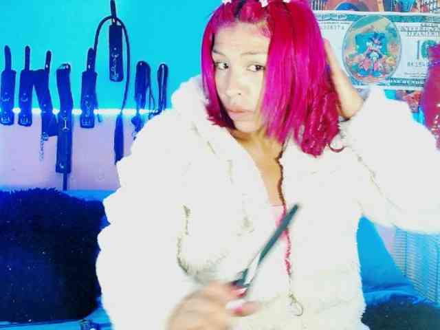 MilyGrey-08 Live Webcam on BongaCams