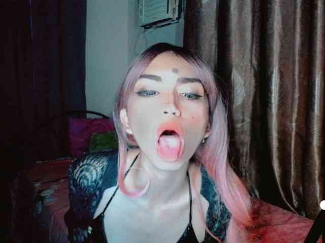 aliyah5 Live Webcam on BongaCams