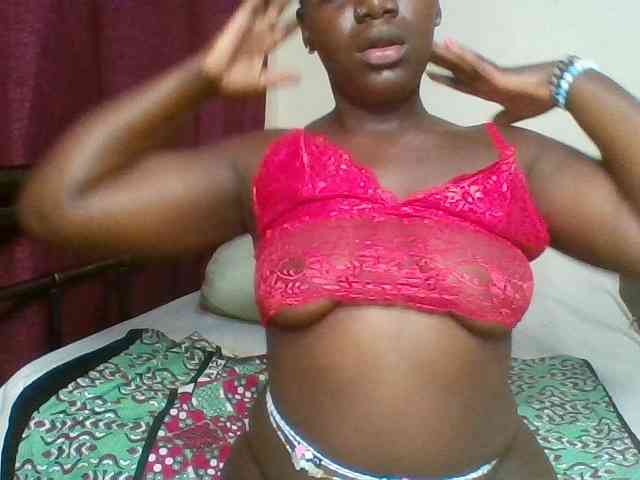 Lara61 webcam