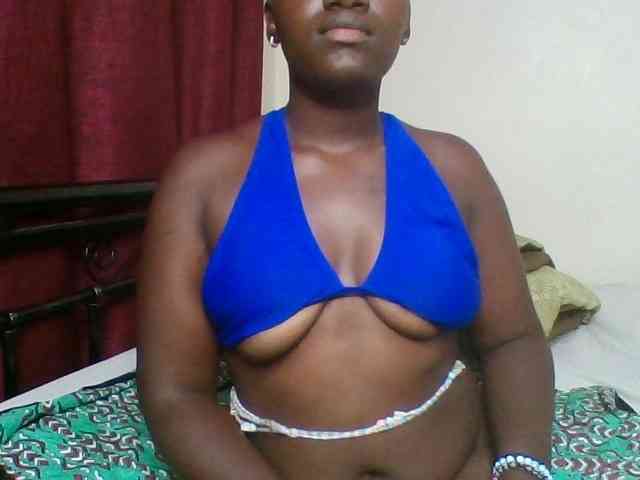 Lara61 webcam