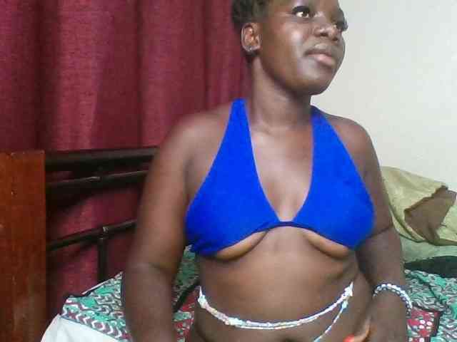 Lara61 webcam